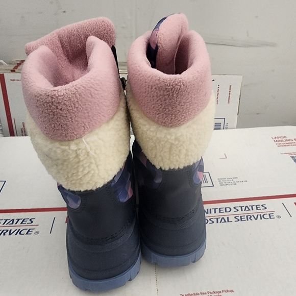 Cougar Caitlin Pink Blue Maple Plaid Youth Girls Size 4 - Picture 4 of 10